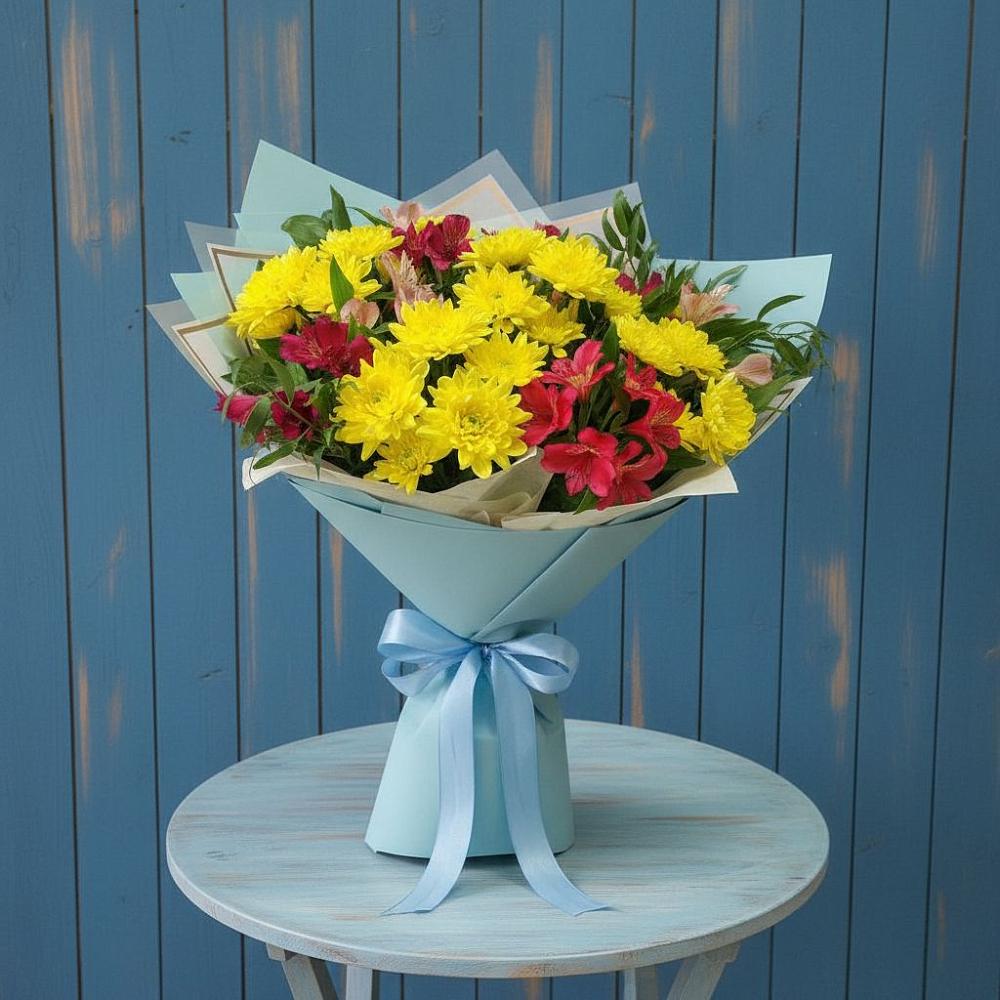 Букет цветов из: Альстромерии и Хризантемы в Короче