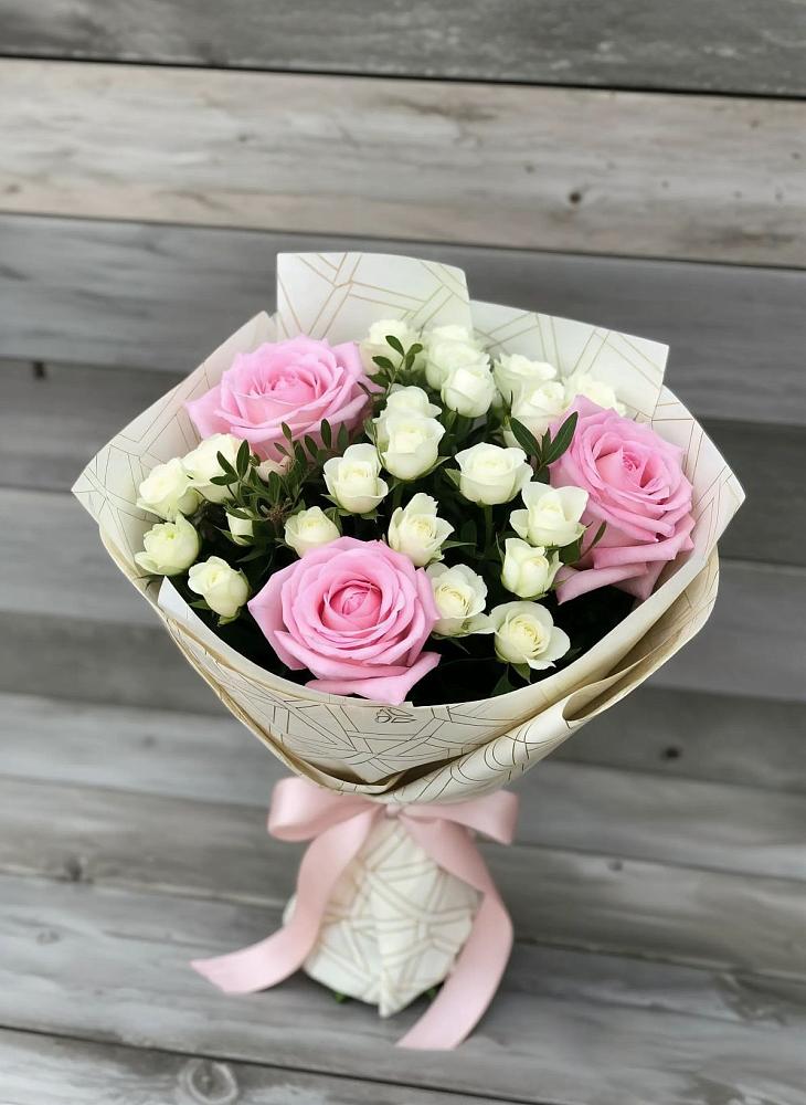Букет цветов из: Розы в Короче