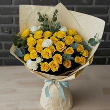 Букет цветов из:  Розы в Короче