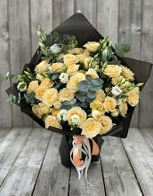 Букет цветов из:  Розы и Лизиантусы #REPLACE_PRED# Короче