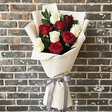 Букет цветов из:  Розы #REPLACE_PRED# Короче