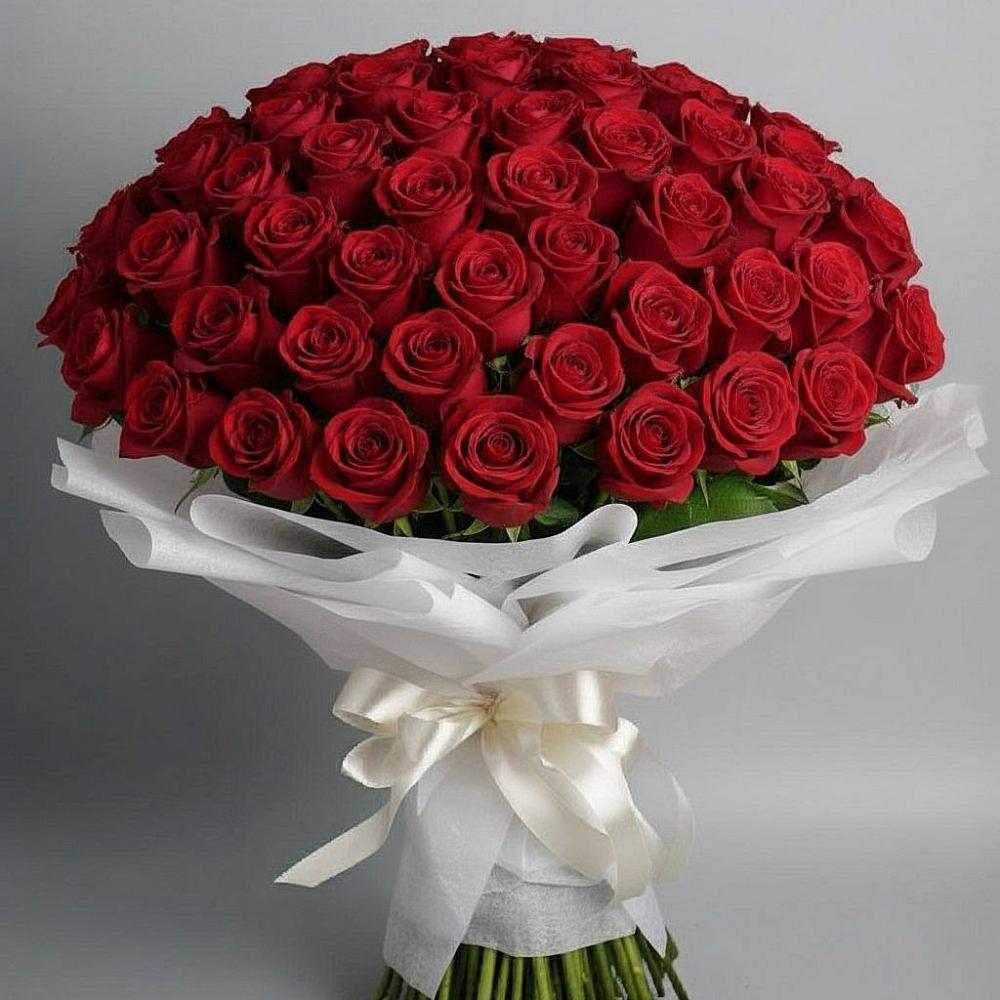 Букет 101 Красная роза Блэк Мэджик в Короче