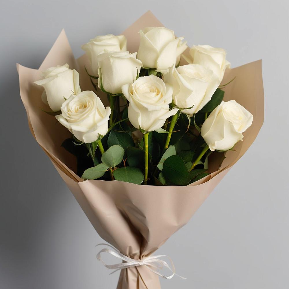 Букет 9 Белых роз Эдлесс Лав в Короче