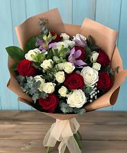 Букет цветов из:  Розы и Альстромерии #REPLACE_PRED# Короче