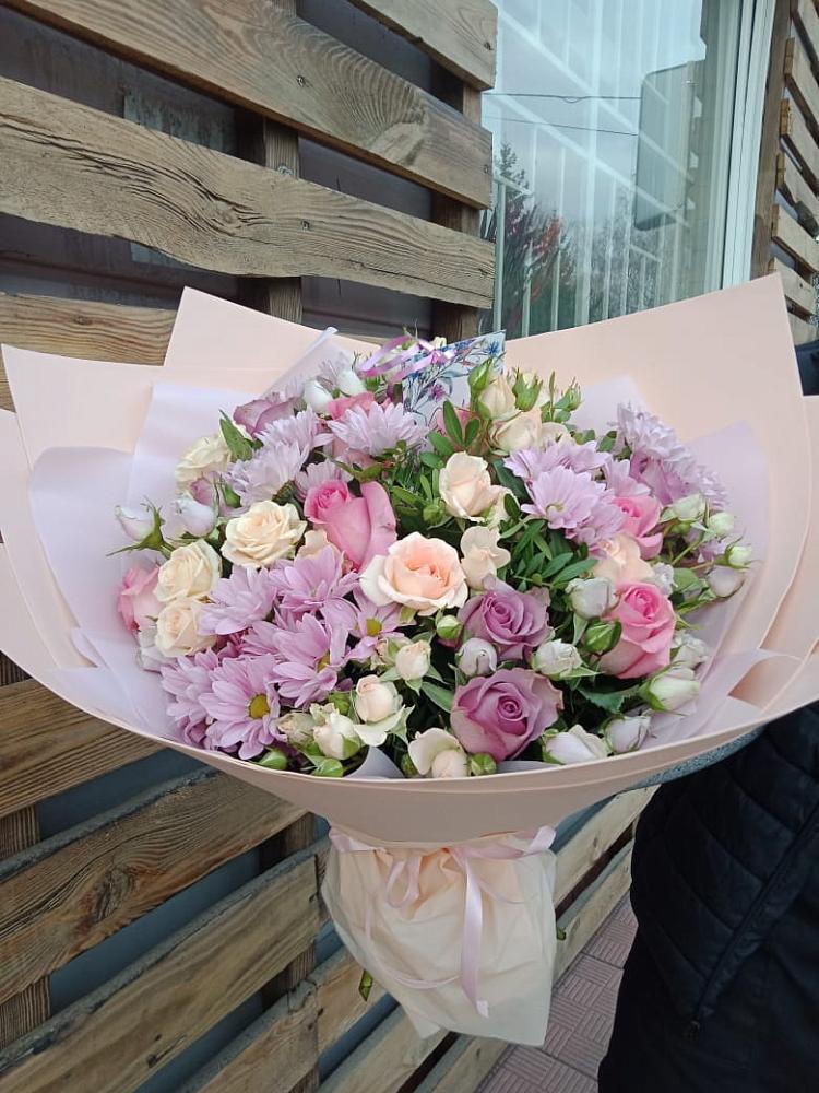 Букет цветов из: Розы и Хризантемы в Короче