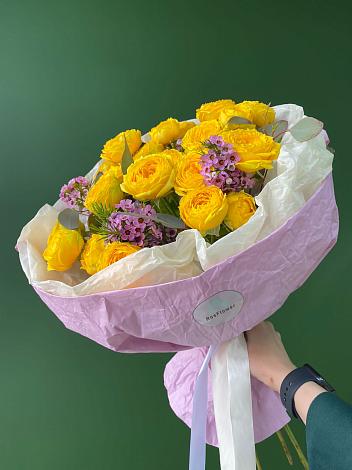Букет Кустовые желтые розы в Короче
