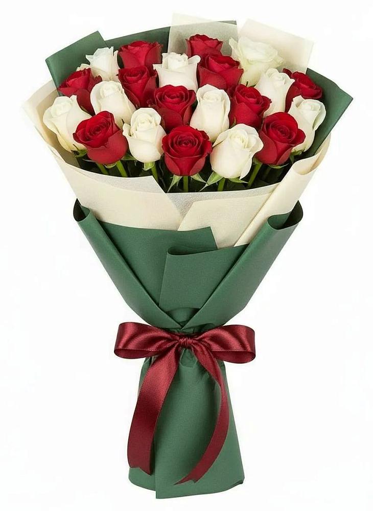 Букет Микс из красных и белых роз в Короче