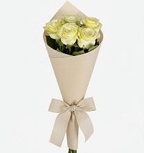 Букет цветов из:  Розы в Короче