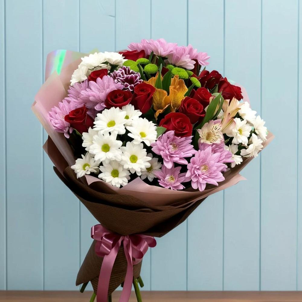 Букет цветов из: Розы, Хризантемы и Альстромерии в Короче