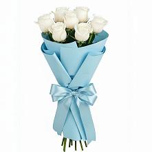 Букет 7 белых роз Проуд в Короче