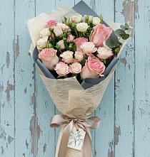 Букет цветов из:  Розы #REPLACE_PRED# Короче