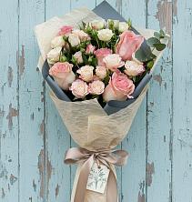 Букет цветов из:  Розы в Короче