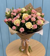Букет цветов из:  Розы в Короче