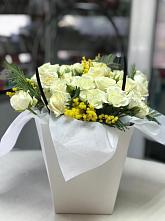 Цветочная композиция из Розы  в Короче