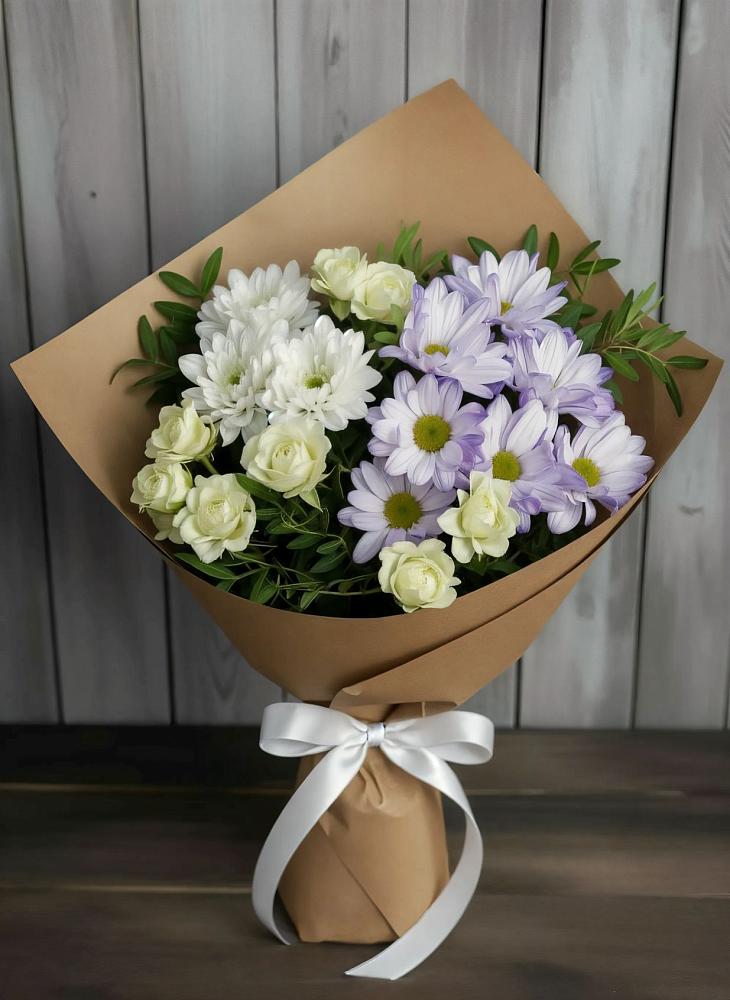 Букет цветов из: Хризантемы и Розы в Короче