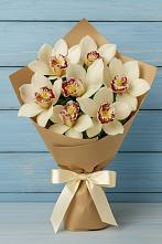 Букет цветов из:  Орхидеи и Розы в Короче